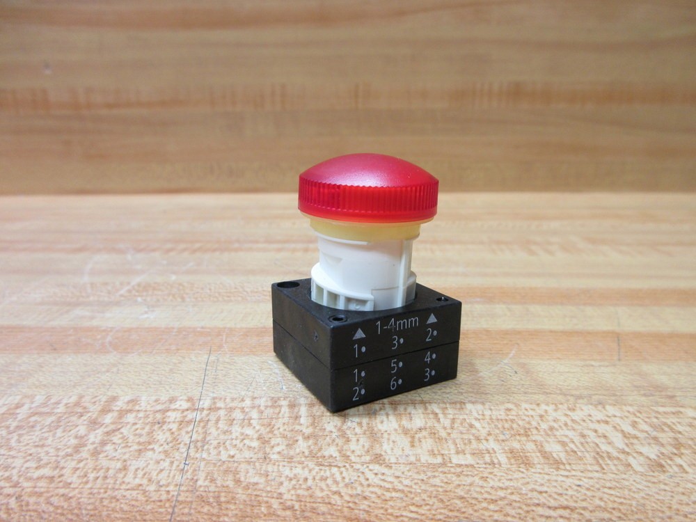 Siemens 3SB3001-6AA20 Indicator Light 3SB30016AA20 With Holder