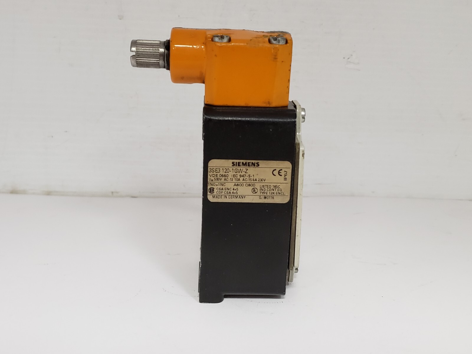 SIEMENS 3SE3 120-1GW-Z LIMIT SWITCH 1 NO 1NC