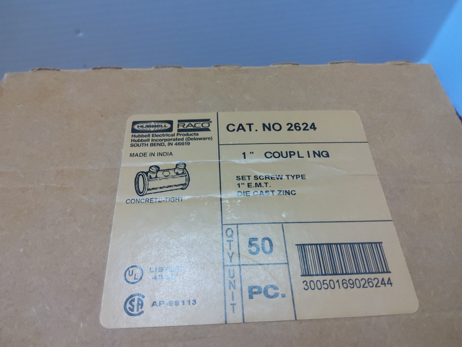 50 Hubbell Raco 2624 1″ EMT, Set Screw Couplings, Die Cast Zinc