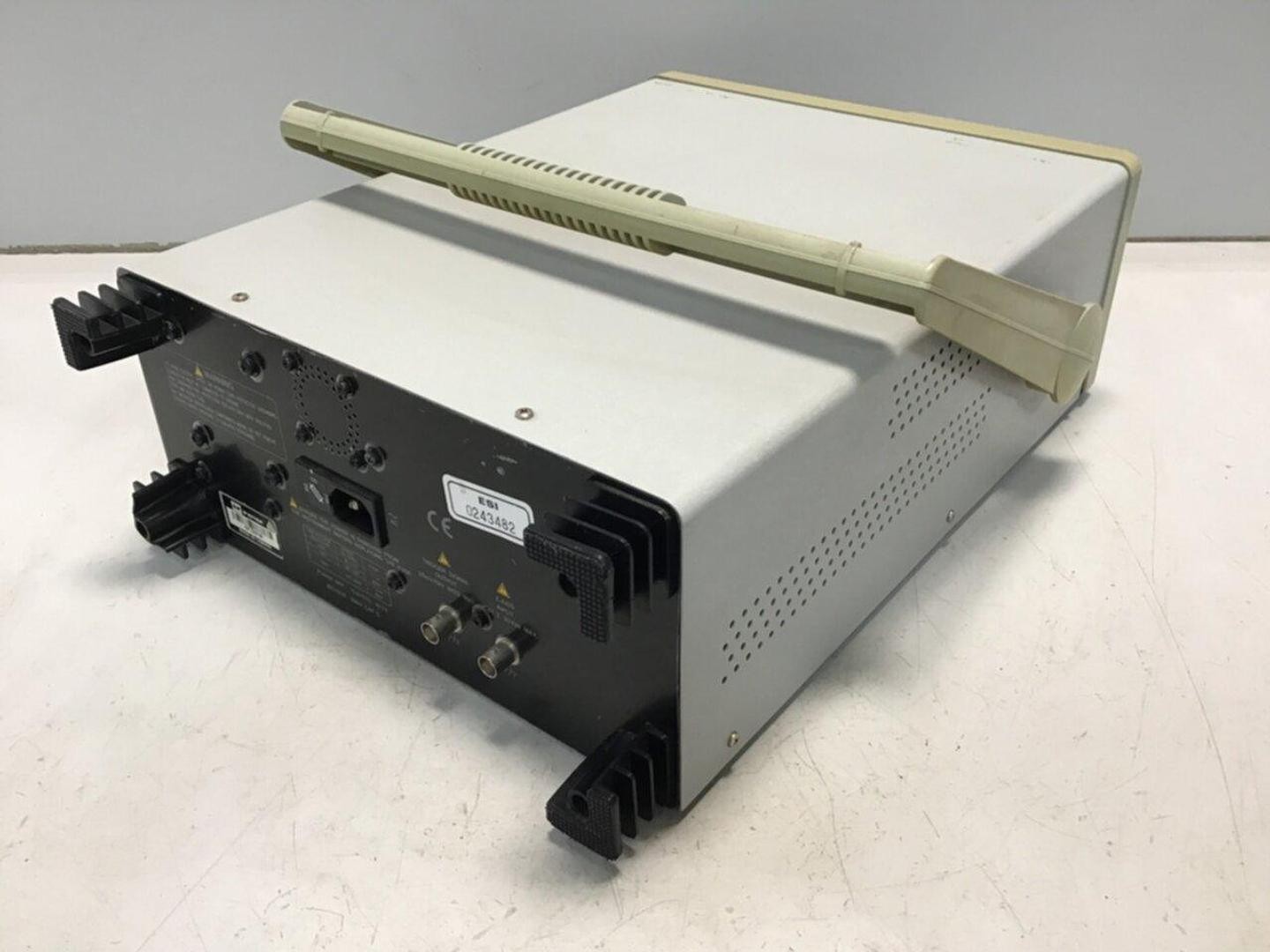 GW INSTEK Oscilloscope GOS-6112 Used #119527