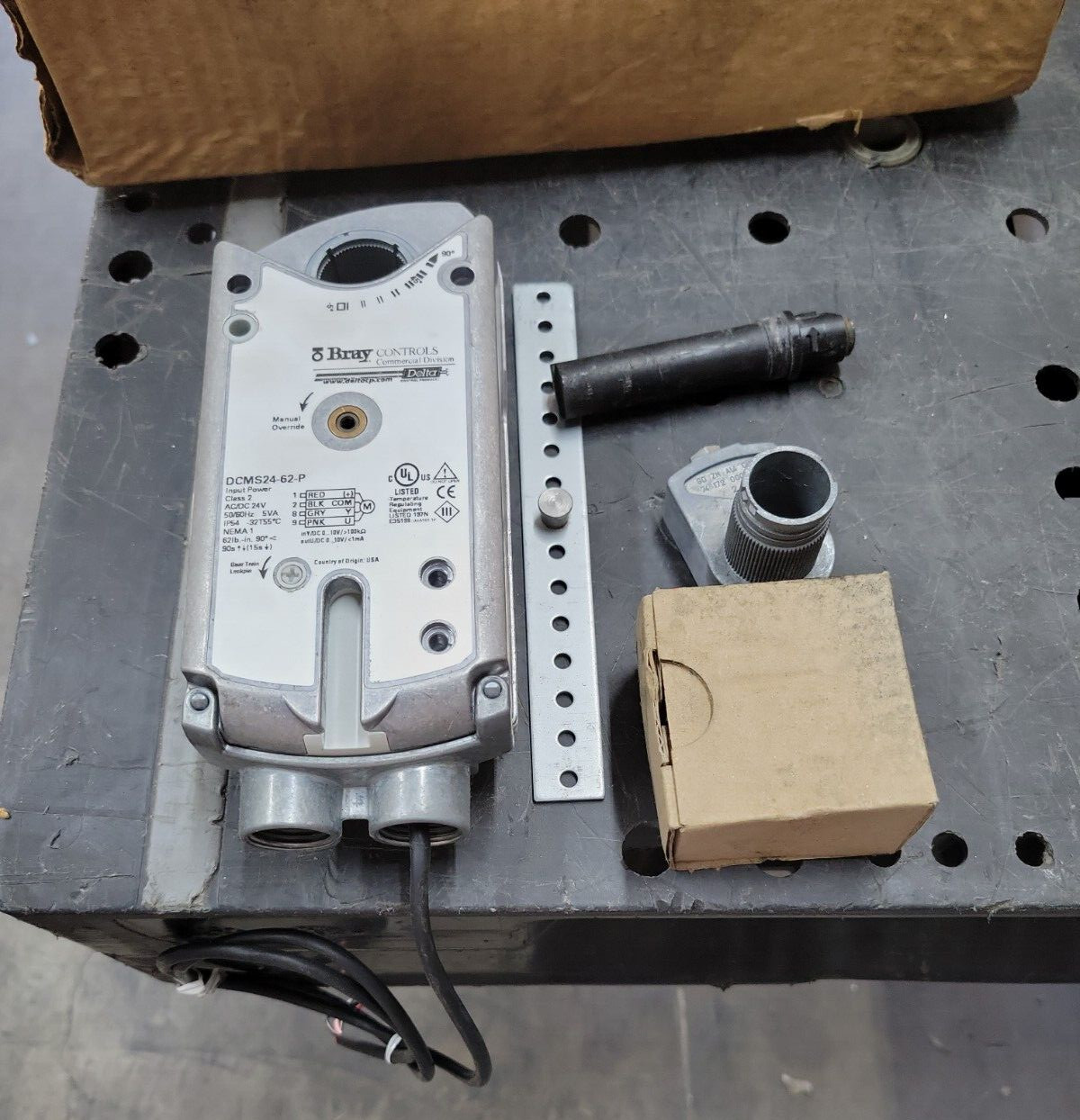 BRAY CONTROLS DCMS24-62-P ELECTRIC ACTUATOR 24V 5VA CLASS 2 N1 ~ USED