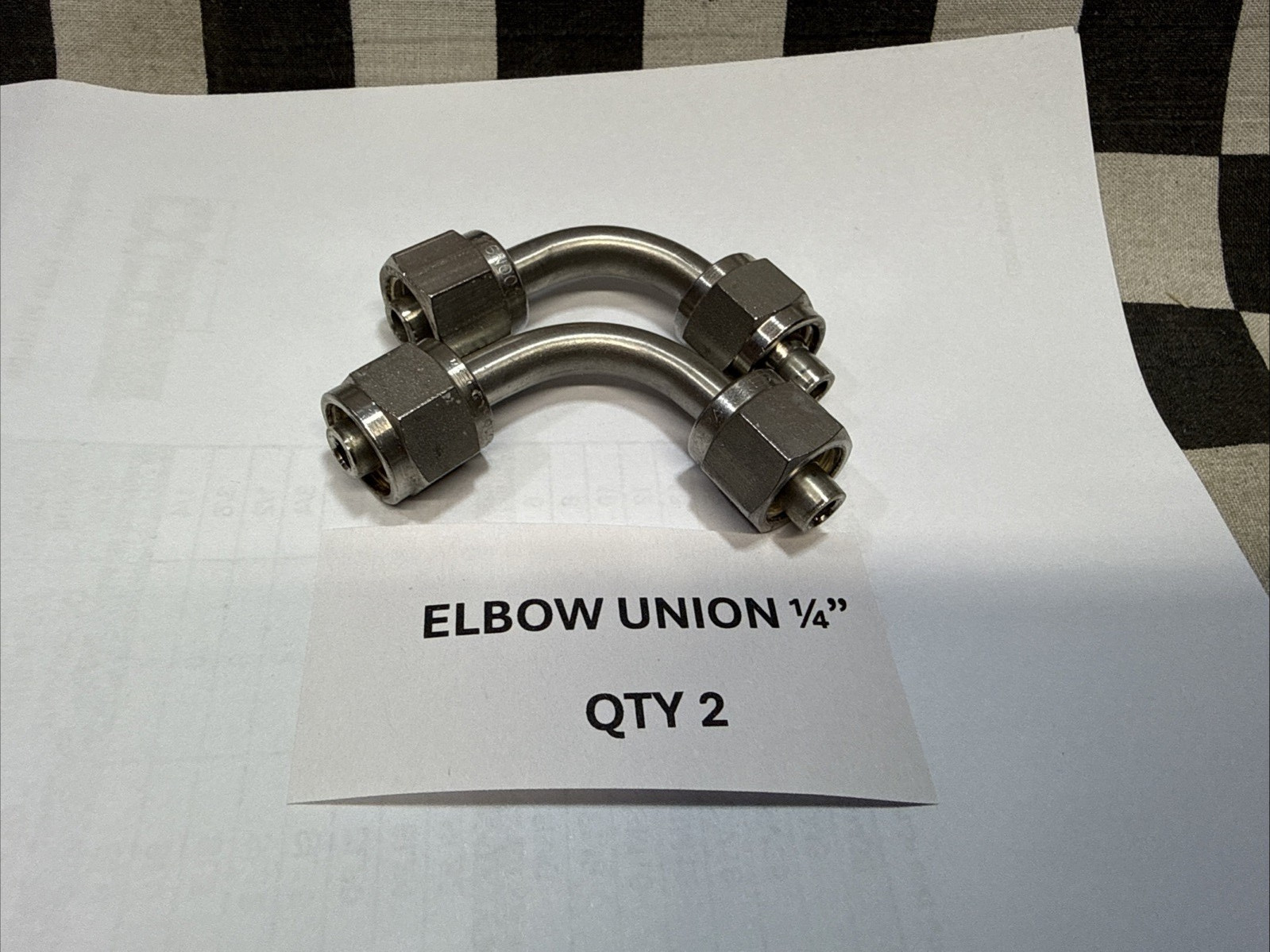 SWAGELOK UNION PORT 1/4″ & 3/8″, SS-401-PC, SS-601-PC, SS-400-P, LOT OF 11 #M71