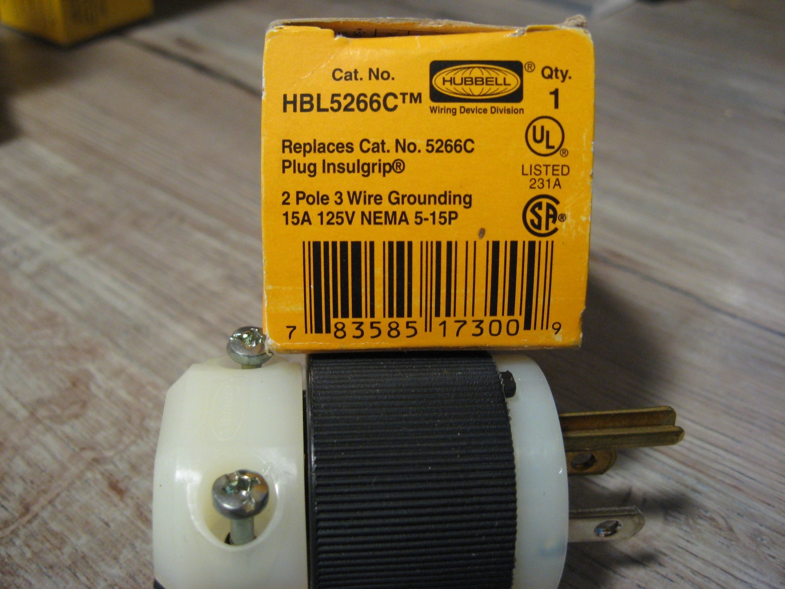 NEW Hubbell HBL5266C 3 Wire Straight Blade Male Connector Plug – 15A 125V