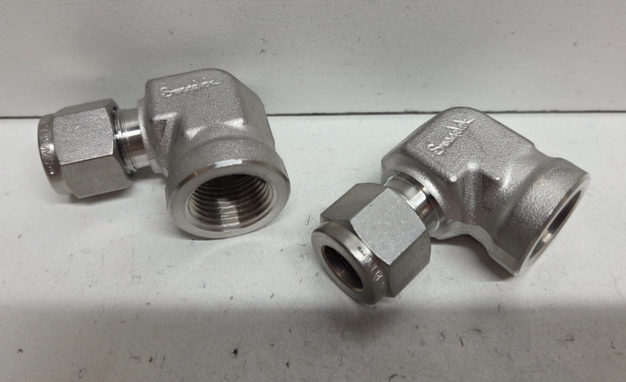 LOT OF 2 NEW NO BOX! SWAGELOK 3/8″ TUBE X 3/8″ FNPT STAINLESS ELBOWS SS-600-8-6