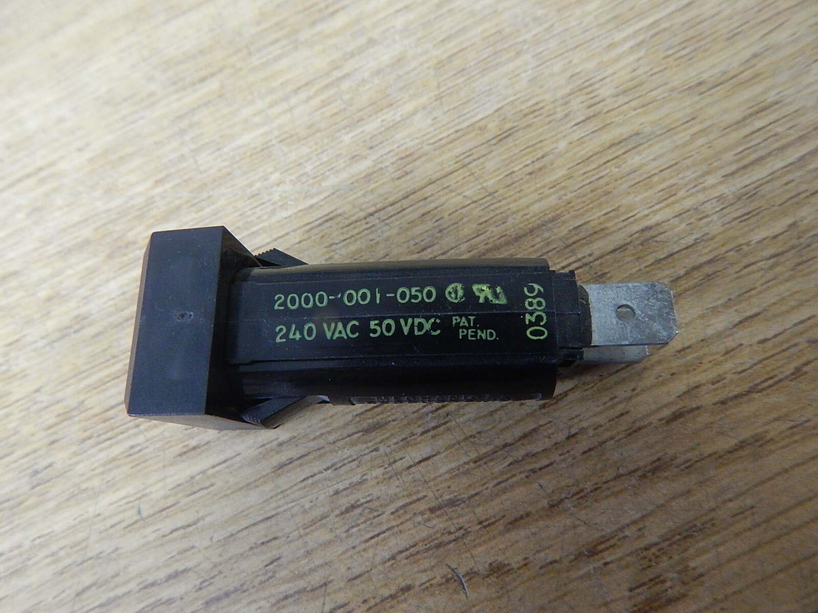NEW Mechanical Products 2000-001-050 0389 5-Amp 240VAC 50VDC *FREE SHIPPING*