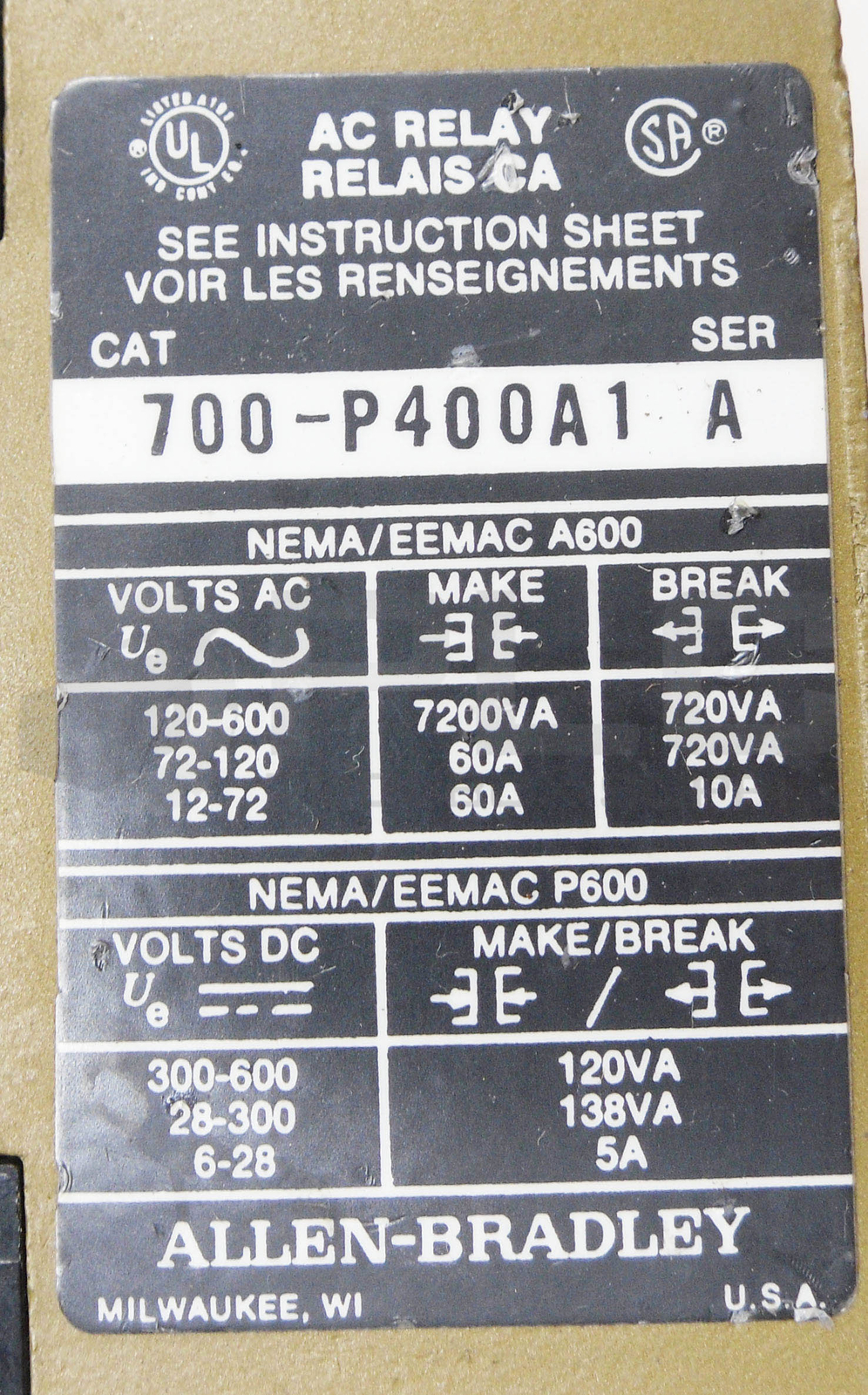 ALLEN BRADLEY 700-P400A1 /A AC RELAY 600VAC W/ 700-PB40 /A AUXILIARY CONTACT