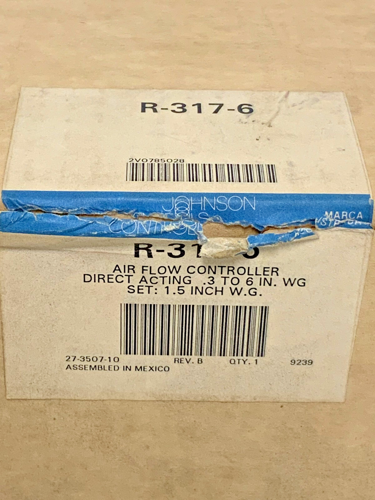 NEW Johnson Controls R-317-6 Air Flow Controller Direct Acting 0.3-6WG 257E