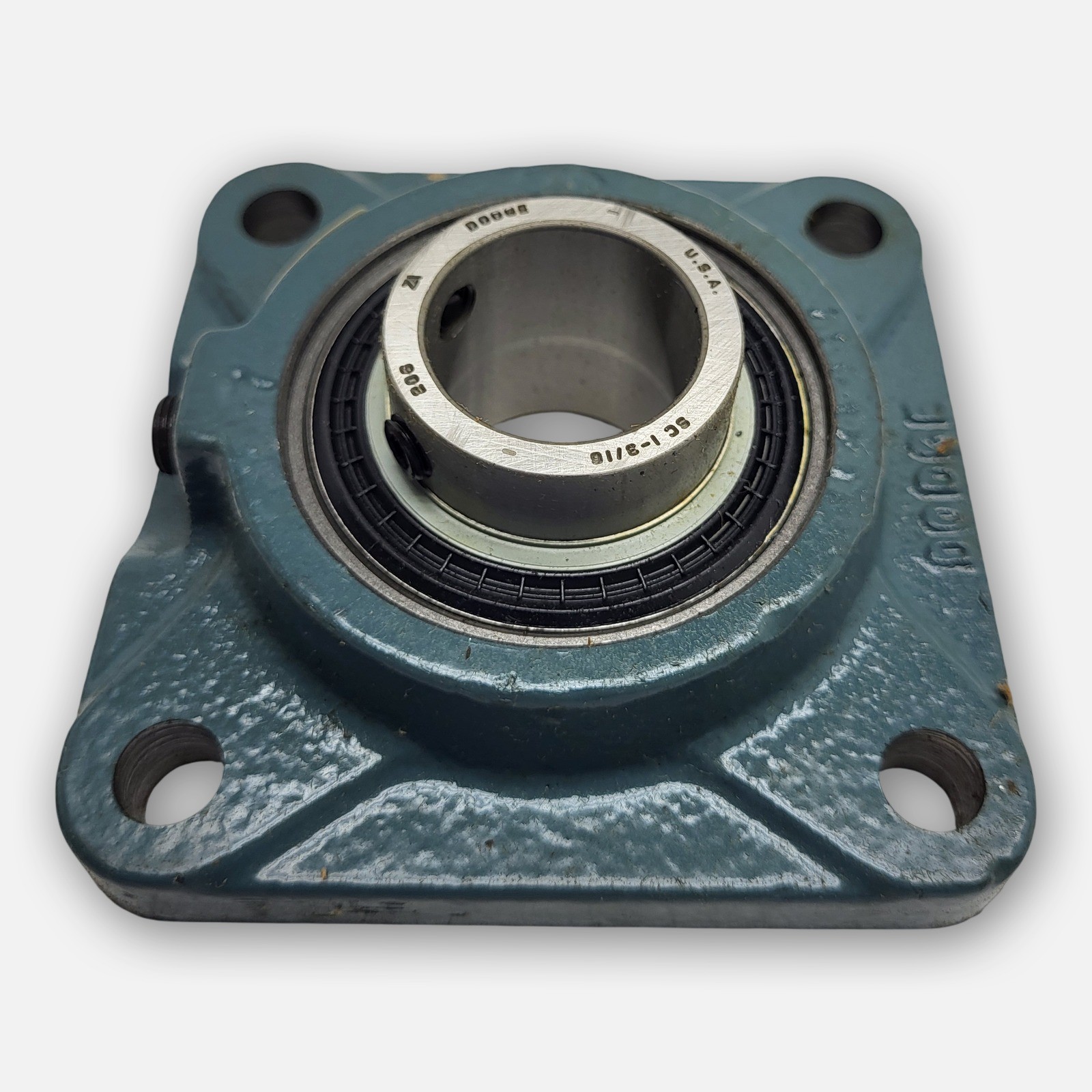 NEW DODGE F4B-SC-103-NL 4-BOLT FLANGE 050834 1-3/16″