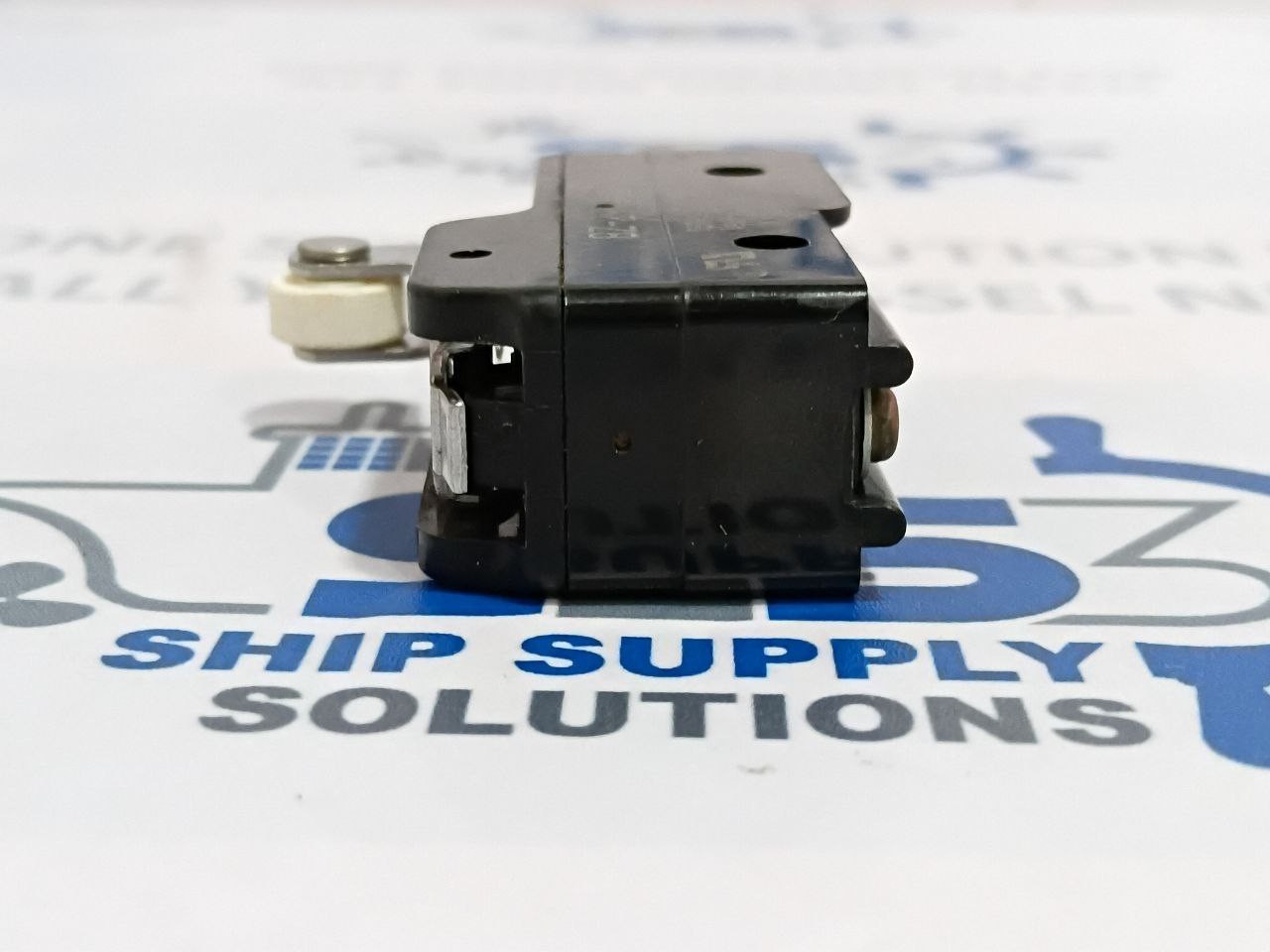 Yamatake Honeywell BZ-2RW822-J Micro Switch 15A-125 250 or 480VAC 9312PS