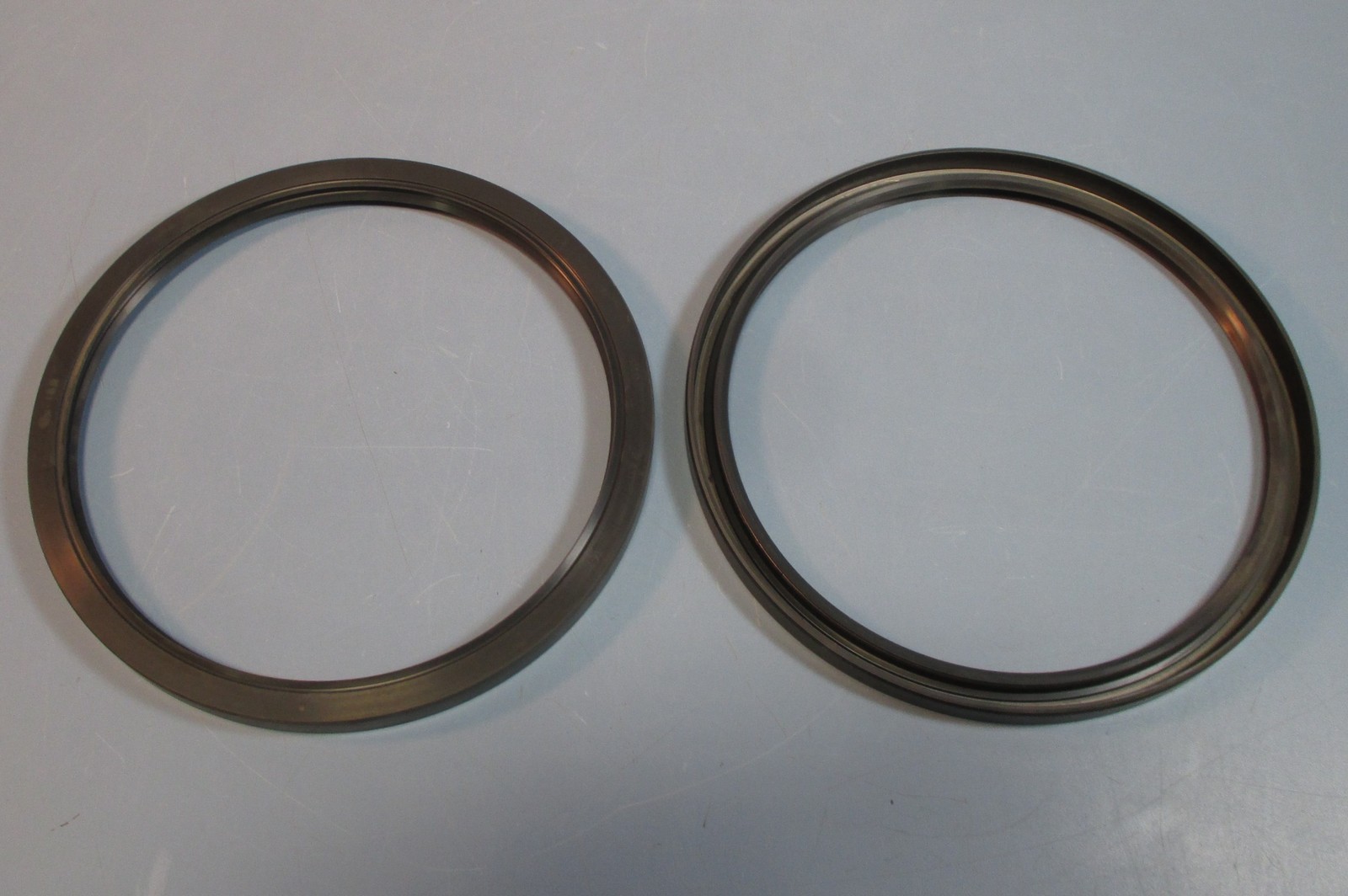 NDK NDK-ISD Oil Seal 8-1/4″ ID x 9-7/16″ OD D 210 240 15 lot of 2