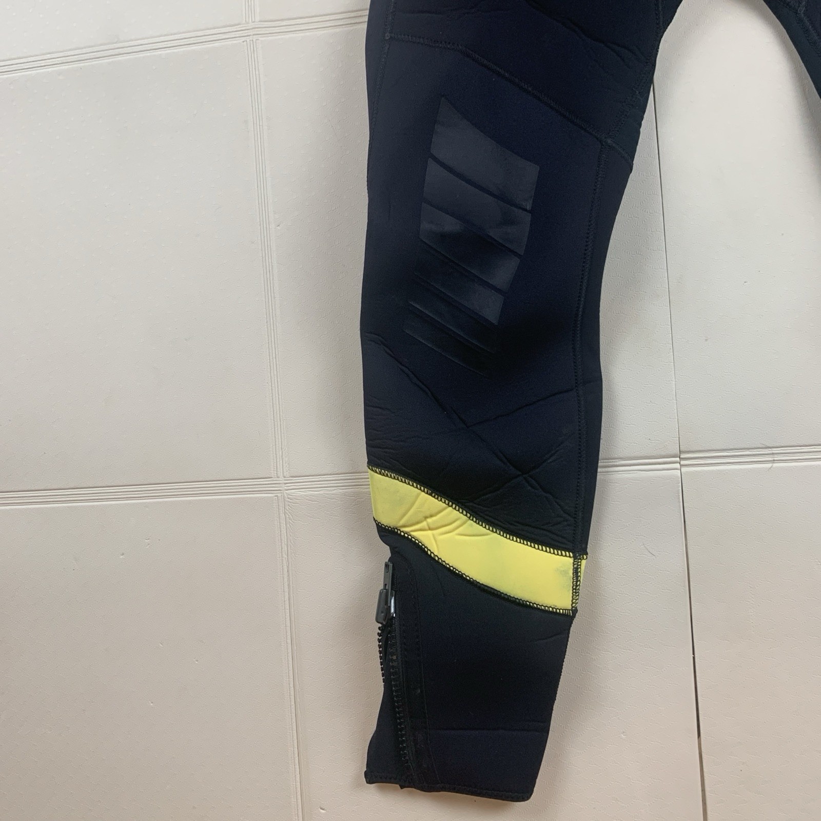 Scubapro Wet Suit Sport 5 Diving Full Body Men’s Large Neoprene Class B Black