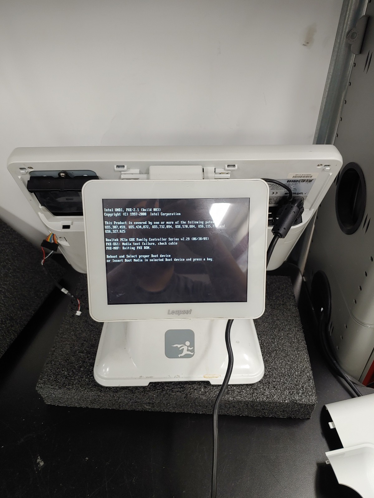 POINDUS VariPOS-815 Leapset True Flat Touch Screen POS System