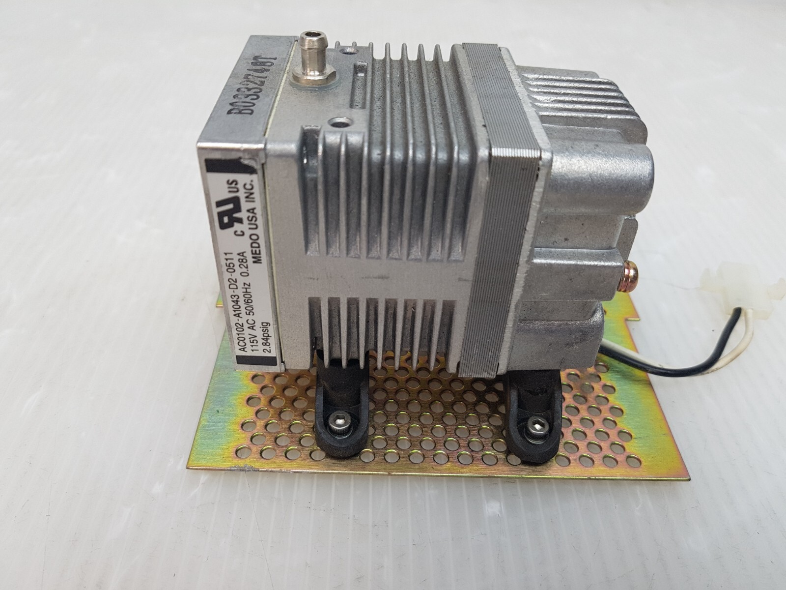 LUMENIS MEDO Vacuum Pump AC0102-A1043-D2-0511 115V 0.28A 50/60Hz