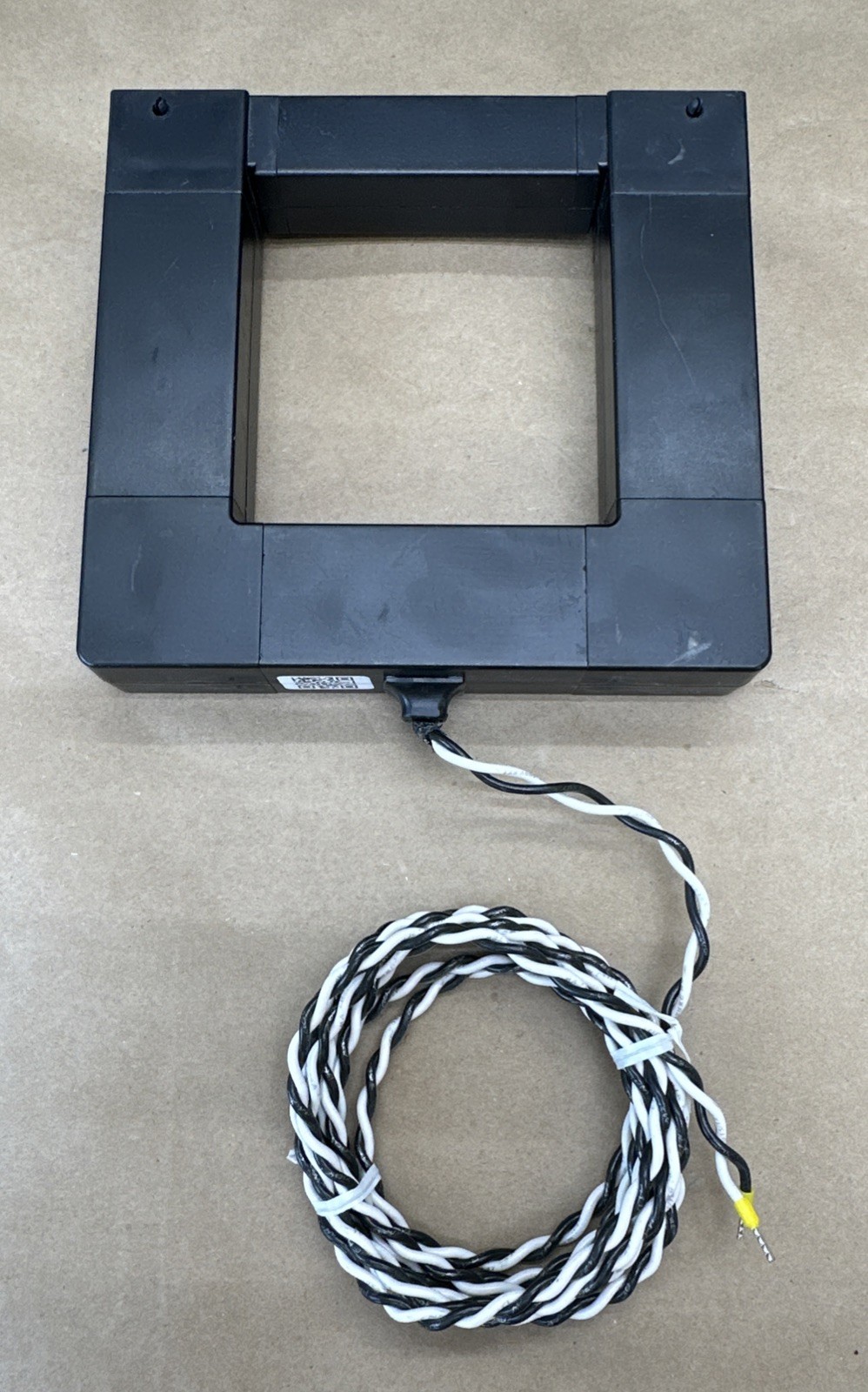 NEW NO BOX SURPLUS- CCS CTBL-4.0X4.0-2000 Energy Monitoring CT 2000A/0.333VAC