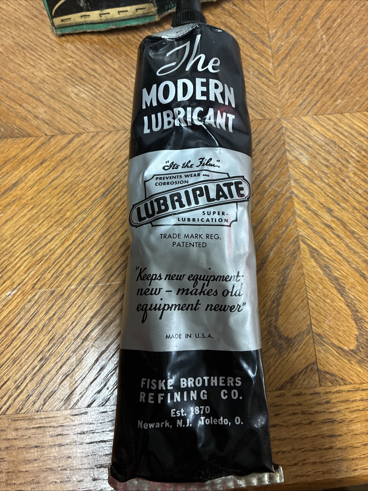 Vintage Lubriplate “The Modern Lubricant” Tube No.310 Fisk Brother in Box