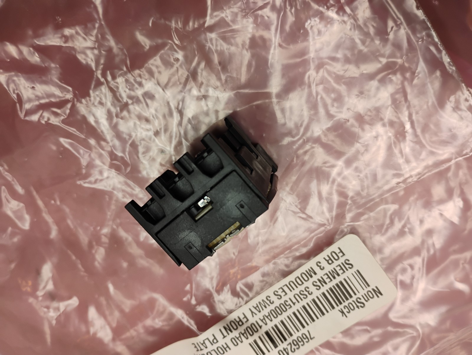 SIEMENS 3SU1500-0AA10-0AA0 Pushbutton Holder, G/241021 – Fast Ship