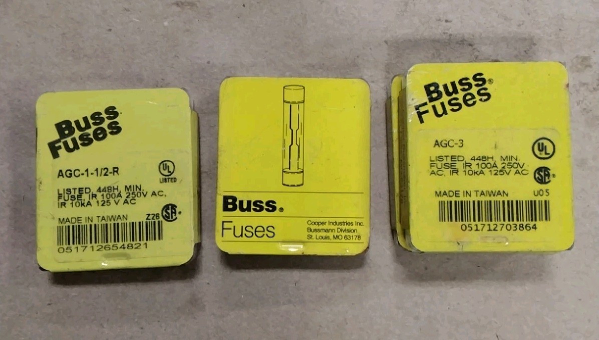 NEW LOT OF 13 BUSS AGC-3 (7), AGC-1/2 (2), AGC-1-1/2 (4) D21
