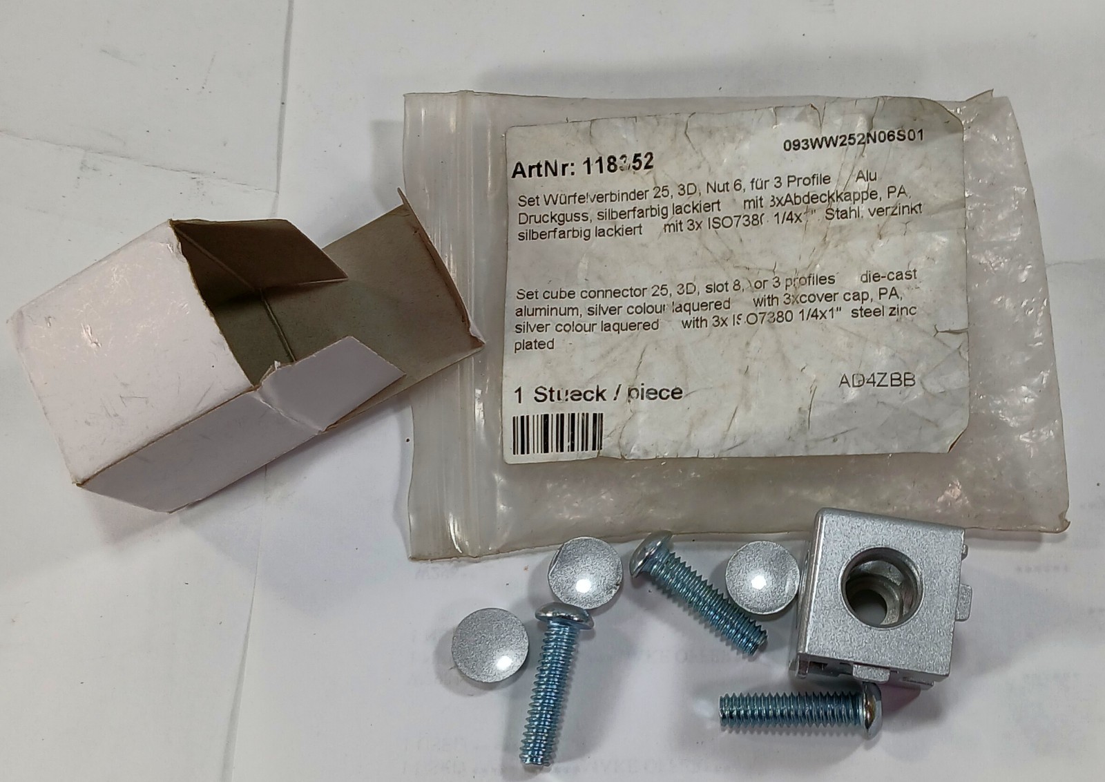 1 NEW FATH 093WW252N06S01 6 SLOT 3D CUBE CONNECTOR NIB ***MAKE OFFER***
