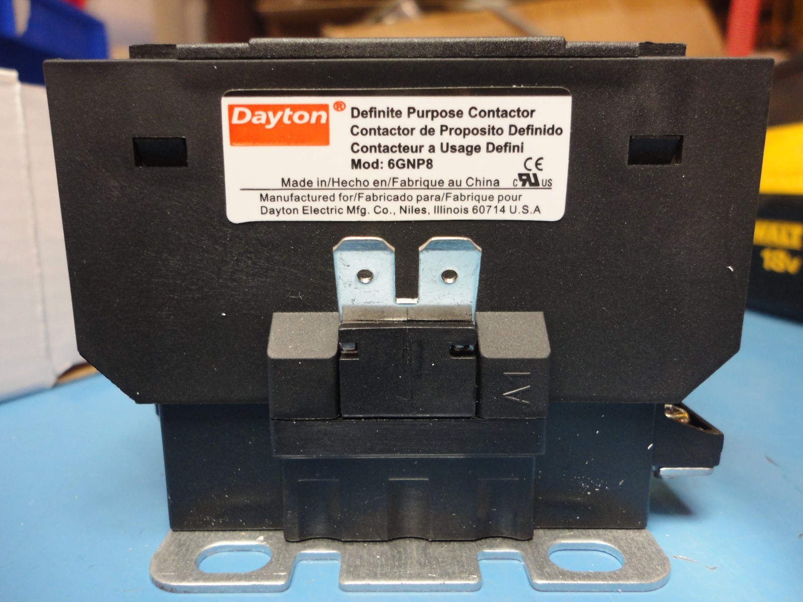 Free Ship, DAYTON 6GNP8 Definate Purpose Contactor, 32A, 2 Pole, 208/240VAC