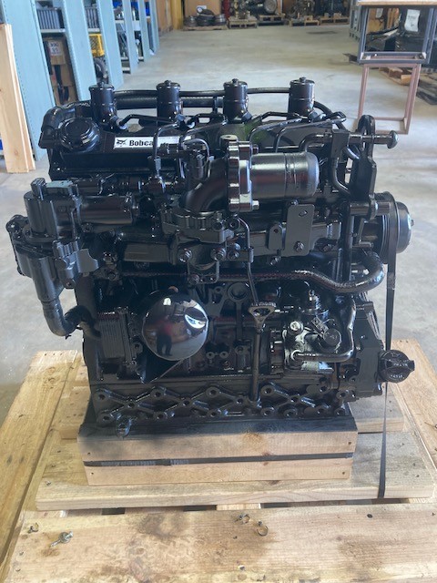 REMANUFACTURED BOBCAT DOOSAN HYUNDAI DM02 D24 DIESEL ENGINES SKID STEER LOADERS