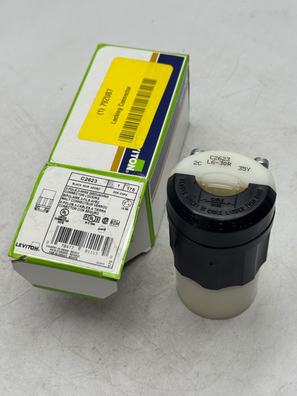 Leviton C2623 Locking Connector 2-Pole 3-Wire Grounding 30A 250V Black L6-30R