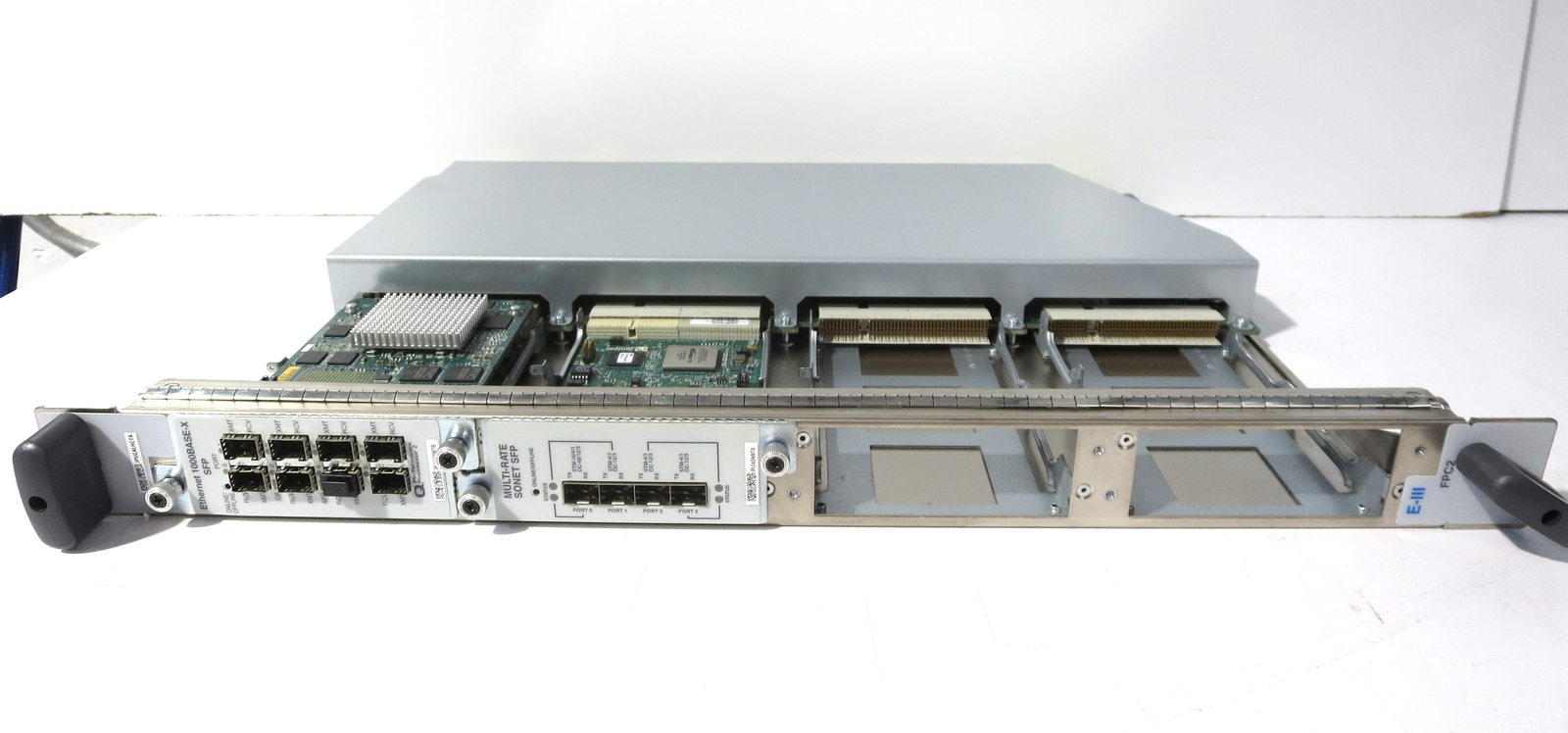 JUNIPER NETWORKS M320-FPC2-E3-A Flexible PIC Concentrator Type2 Enhanced III