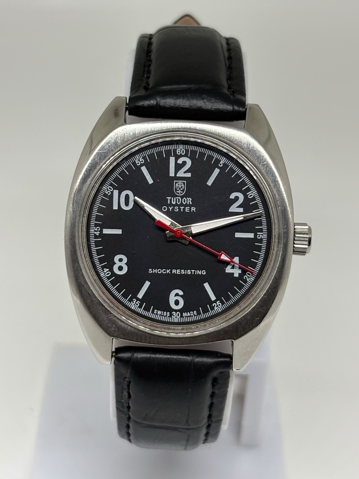 Vintage Tudor Oyster 17 Jewels Manual Winding Swiss Made Men’s Watch Black Dial