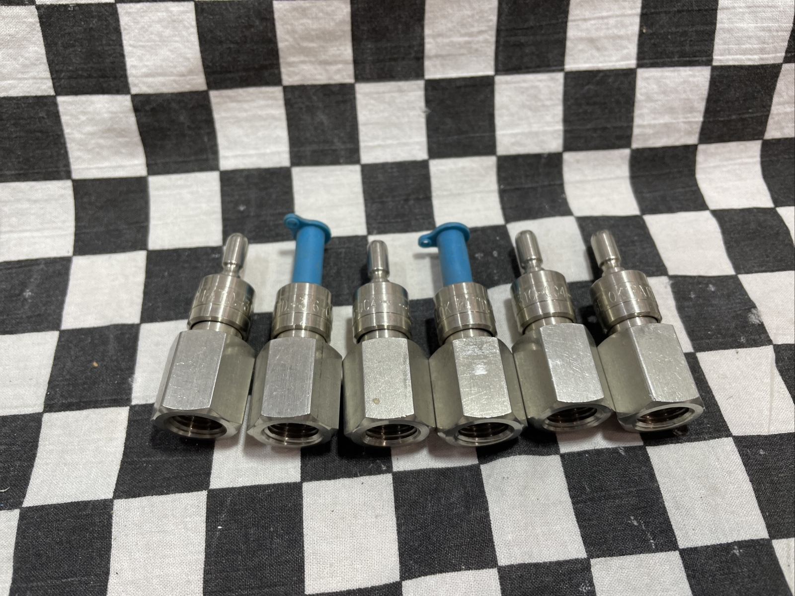Swagelok Quick Connect Stem without Valve, SS-QC4-S-4PF, LOT OF 6 #ZS06