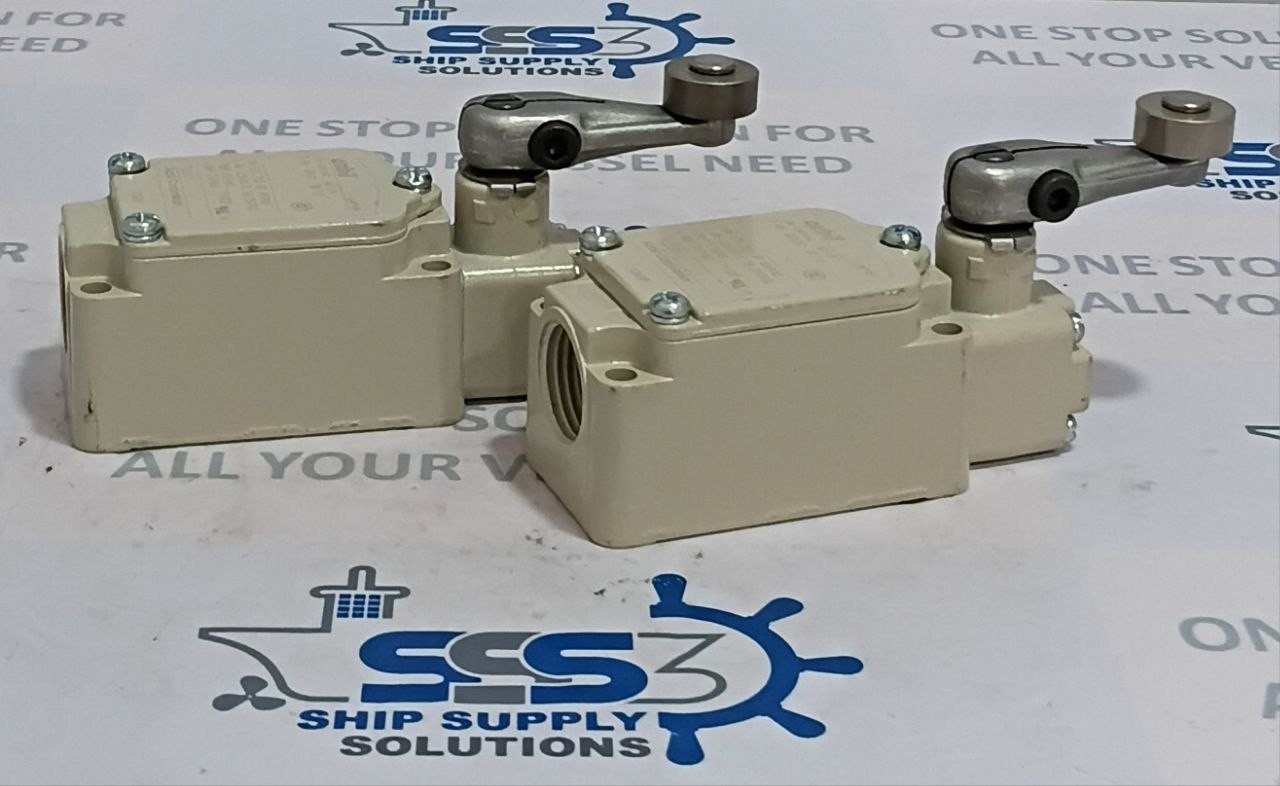 Azbil 1LS19-J Limit Switch with Roller Lever 3A 240VAC AC-15, 0.4A 30VDC DC-12