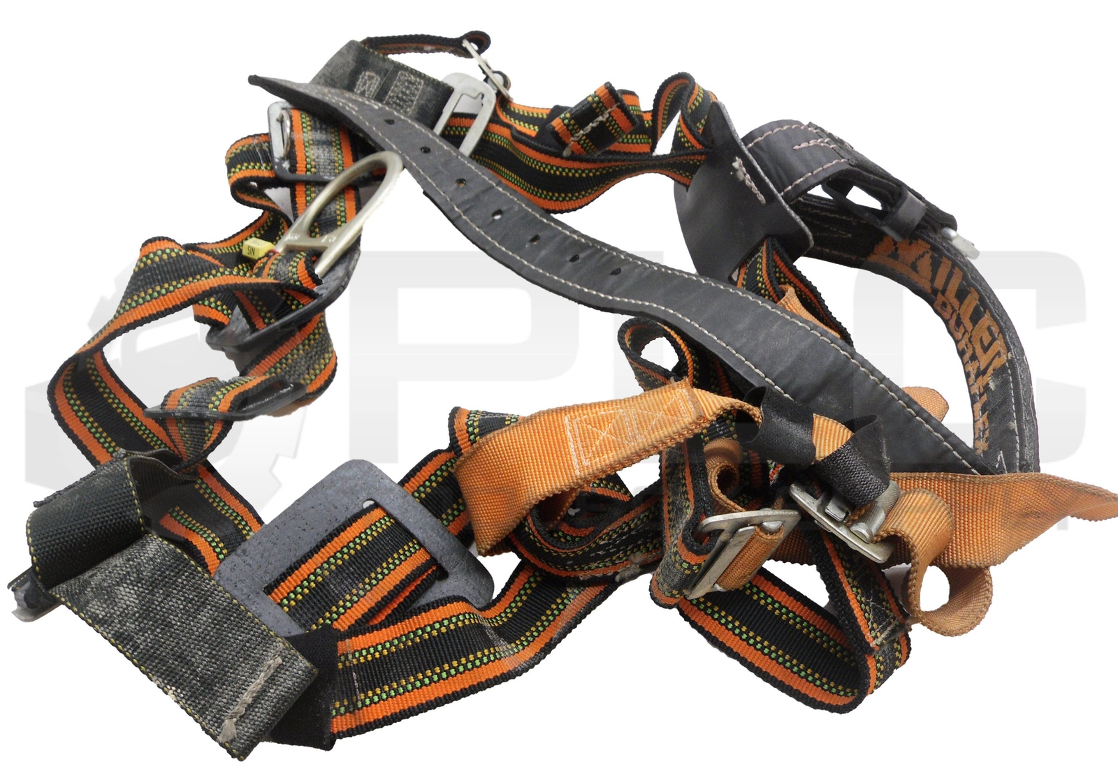 MILLER E8095/MORU FULL BODY HARNESS SIZE MED