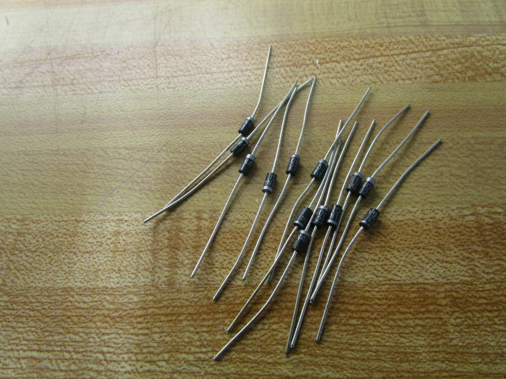 Multicomp 1N4003 Rectifier Diode (Pack of 13)