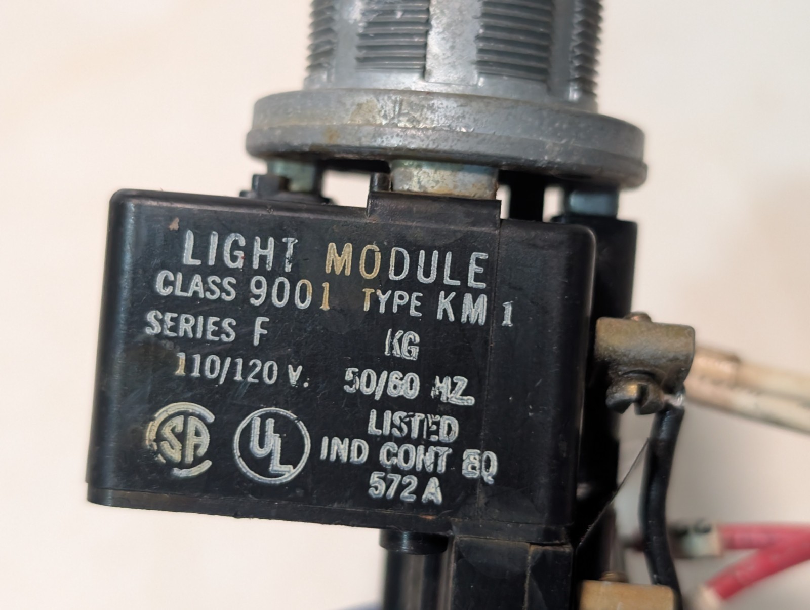 Lot of 4 assorted Square D 9001-KM-1 and KA-1 light/lamp pilot duty modules