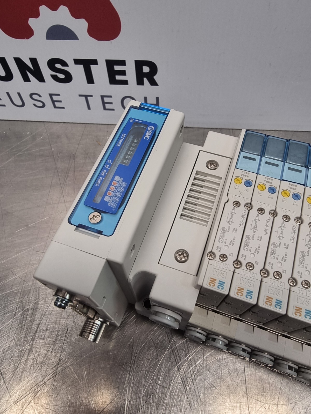 SMC EX260-SPR5 Profibus Module c/w 16 no. SY3A00-5UD1 Modules