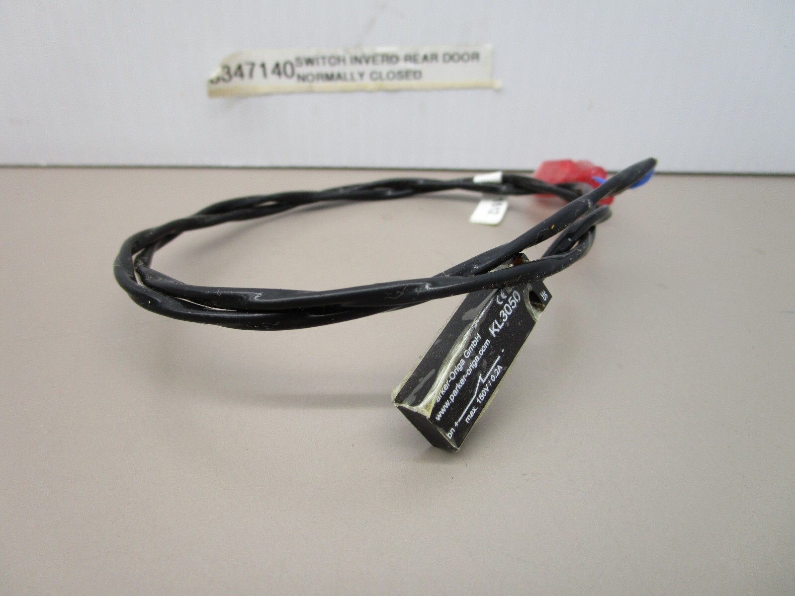 New Flyer 6347140 Switch Rear Door Invero Normal Closed Parker KL3050