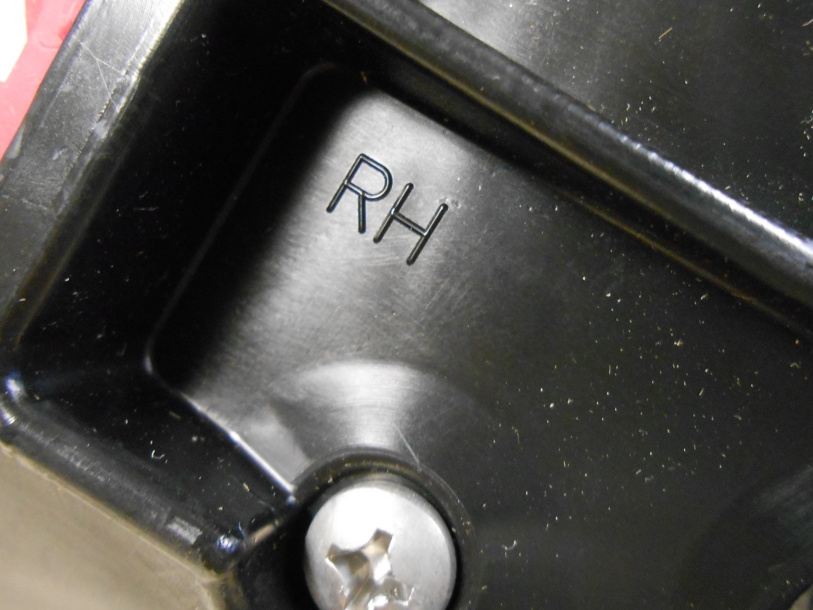 Retco Unisort 20 deg RH Sorter Pusher Assembly 7001440