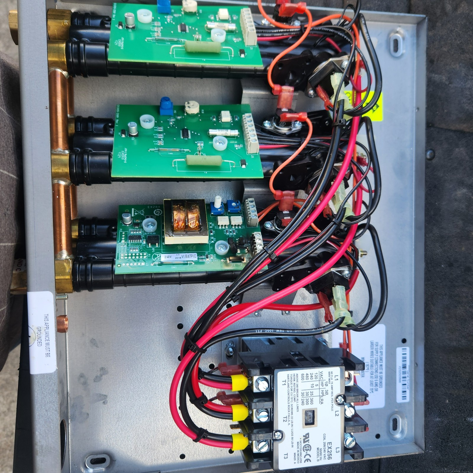 Eemax Ex180t3 Electric Tankless Water Heater, 208V, 18000W For Parts Not Working