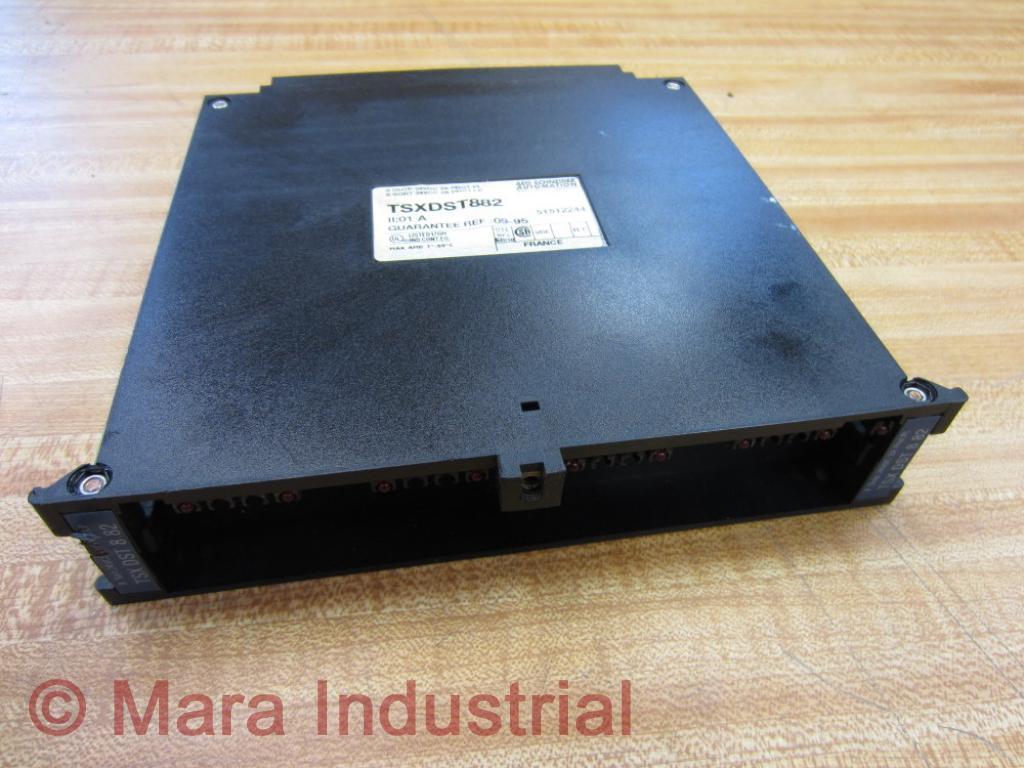 Schneider TSX-DST-882 Output Module TSXDST882 (Pack of 3)