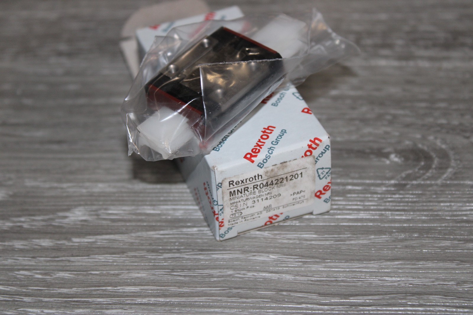 BOSCH REXROTH R044221201 Linear Slide Bearing