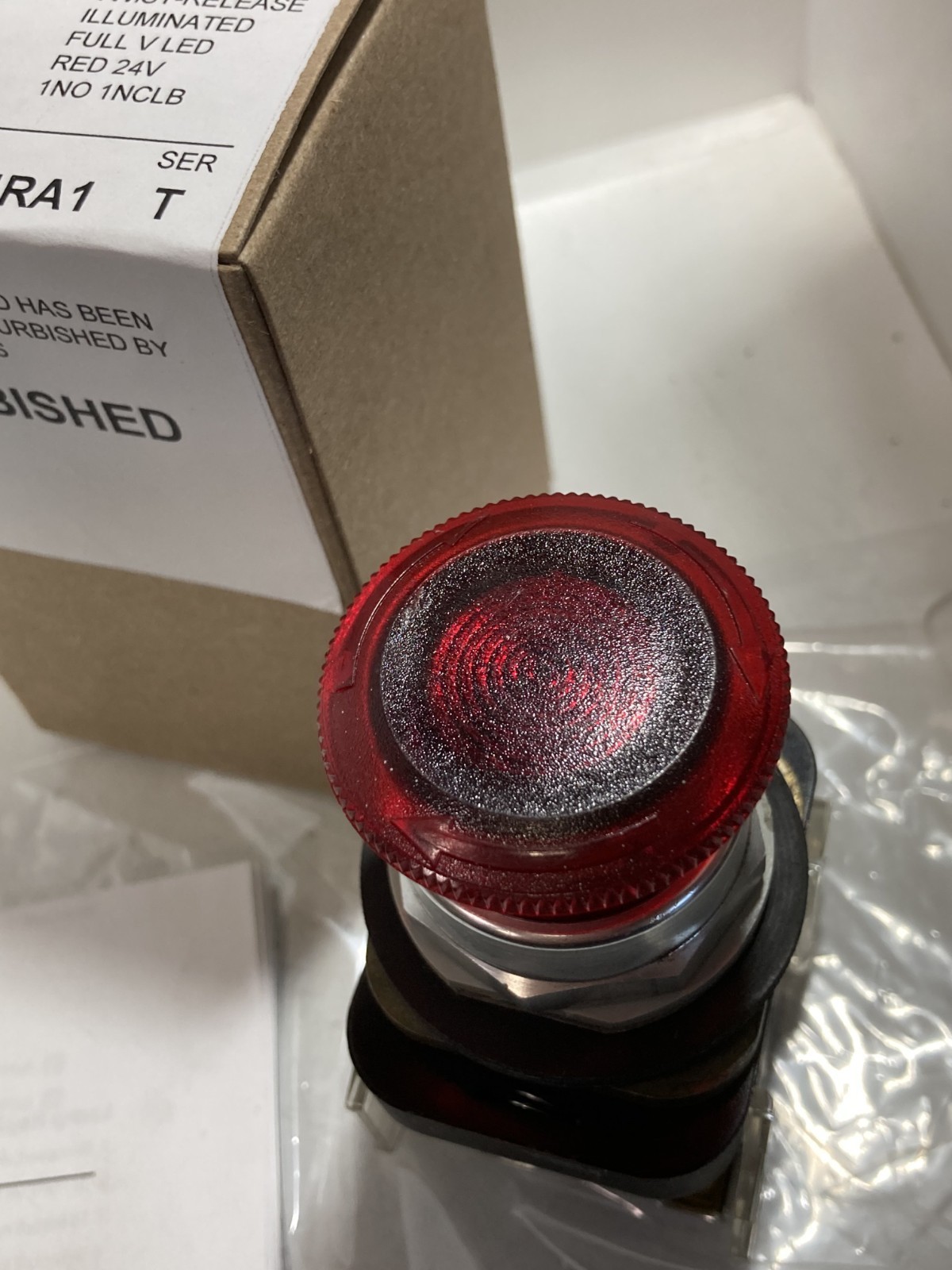 ALLEN BRADLEY 800T-FXTQH24RA1 PUSH PULL TWIST ILL RED LE 24V 1NO/1NCLB SERIES T