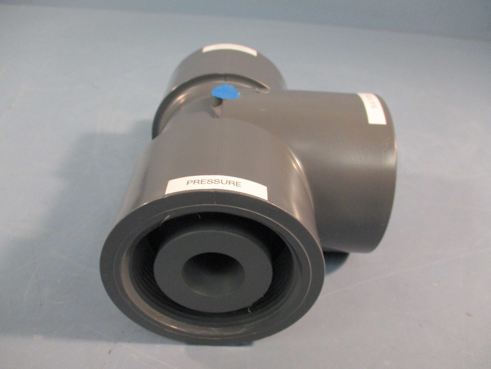 NIBCO SCH80 PVC 2.0″ NPT, STRAIGHT TEE, EJECTOR 20 TO 250PSI 140 DEG 1070376