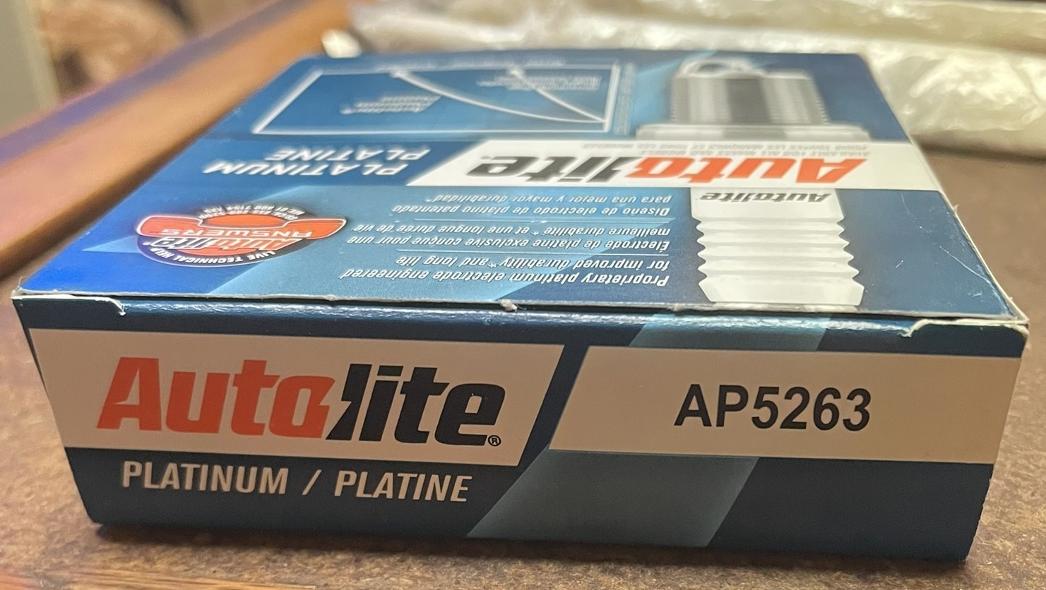 Pack of 4 – Autolite Platinum Spark Plugs – P/N:  AP5263 (NOS)