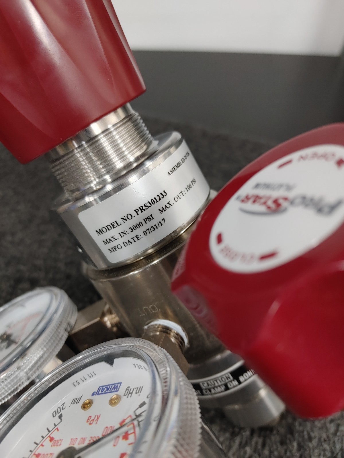 PROSTAR PRS301233 High Purity Dual Stage Pressure Regulator