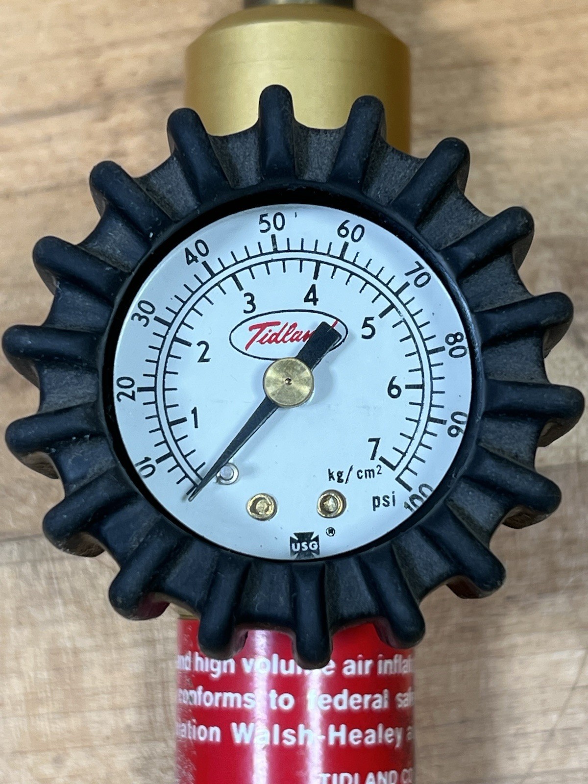 Tidland 128052 High Volume Air Inflation Tool – 0 To 100 PSI – 1 To 7 Kg/Cm²