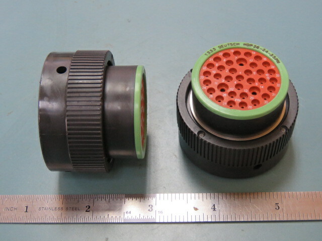 DEUTSCH/ TE CONNECTIVITY HDP26-24-35PN Qty of 1 per Lot CONNECTOR 35-POS PLUG;