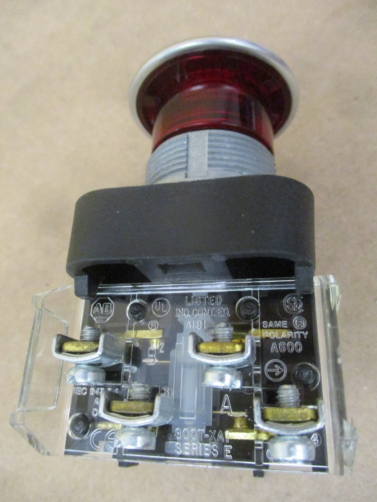 New Open Box Allen-Bradley 800T-FXQ10RA1 2 Position Push Button 52764DN