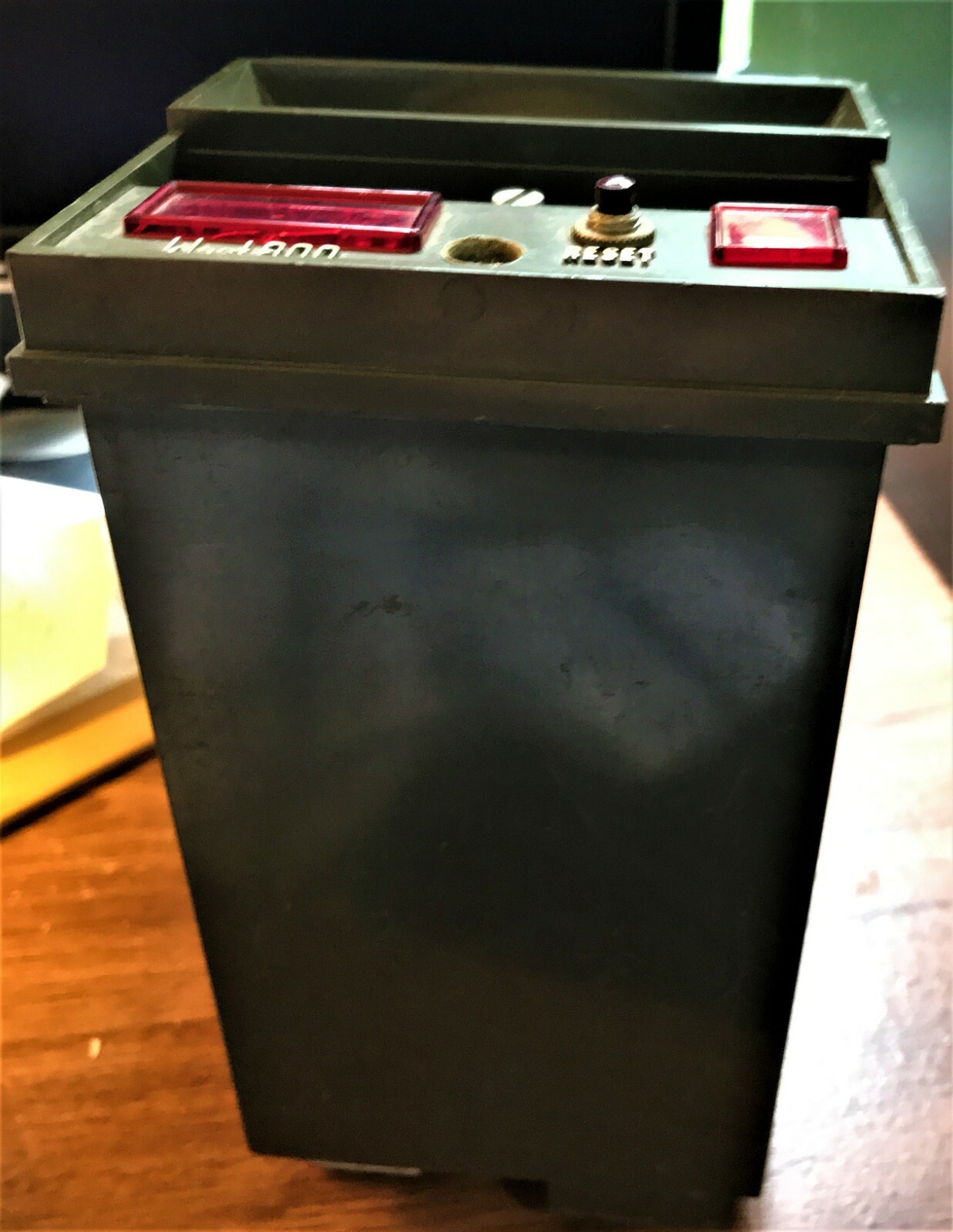METER  TEMPERATURE METER  PN 8K+1+16F2  MFD BY WEST
