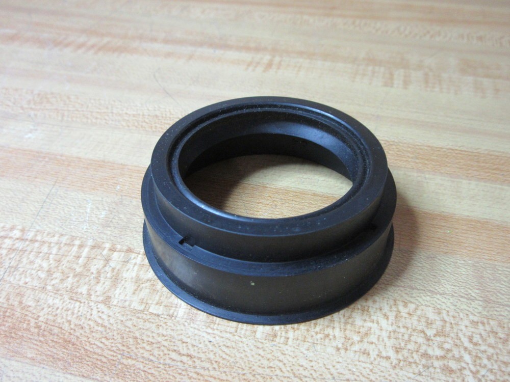 Chicago Rawhide 550242 SKF Axle Seal CR550242