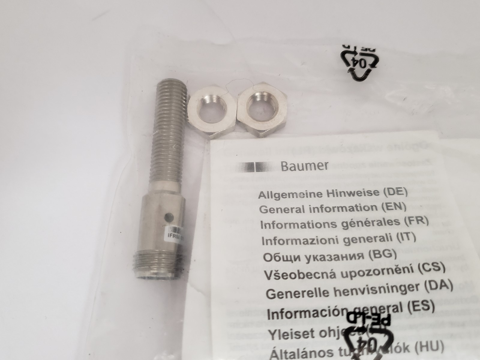 BAUMER IFRM 08P3703/S14L INDUCTIVE SENSOR 4 PIN NIB