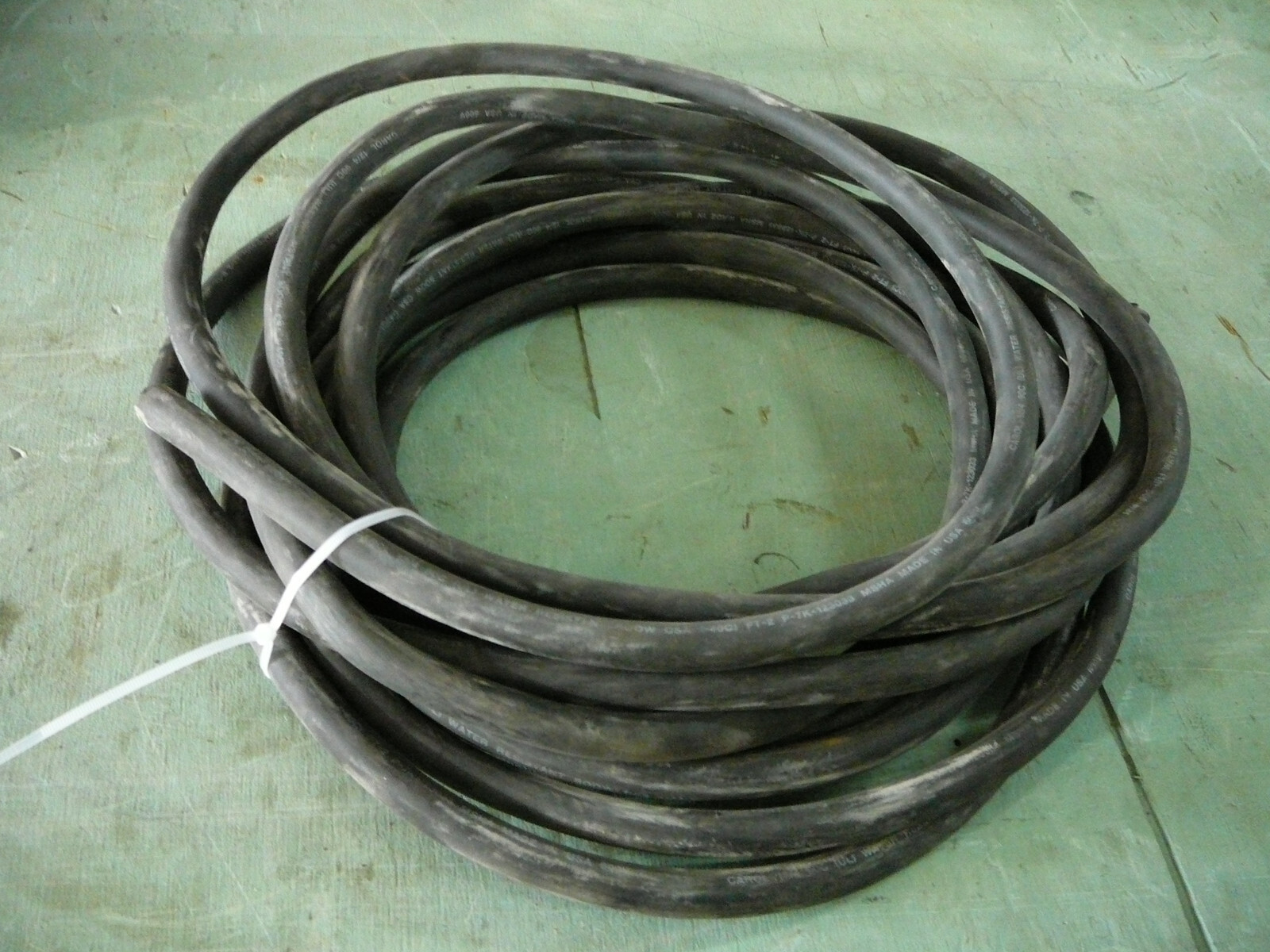 CAROL JACKETED CABLE 12/4 90C FT-2 P-7K-123033 MSHA 600V 39 FEET TOTAL LENGTH