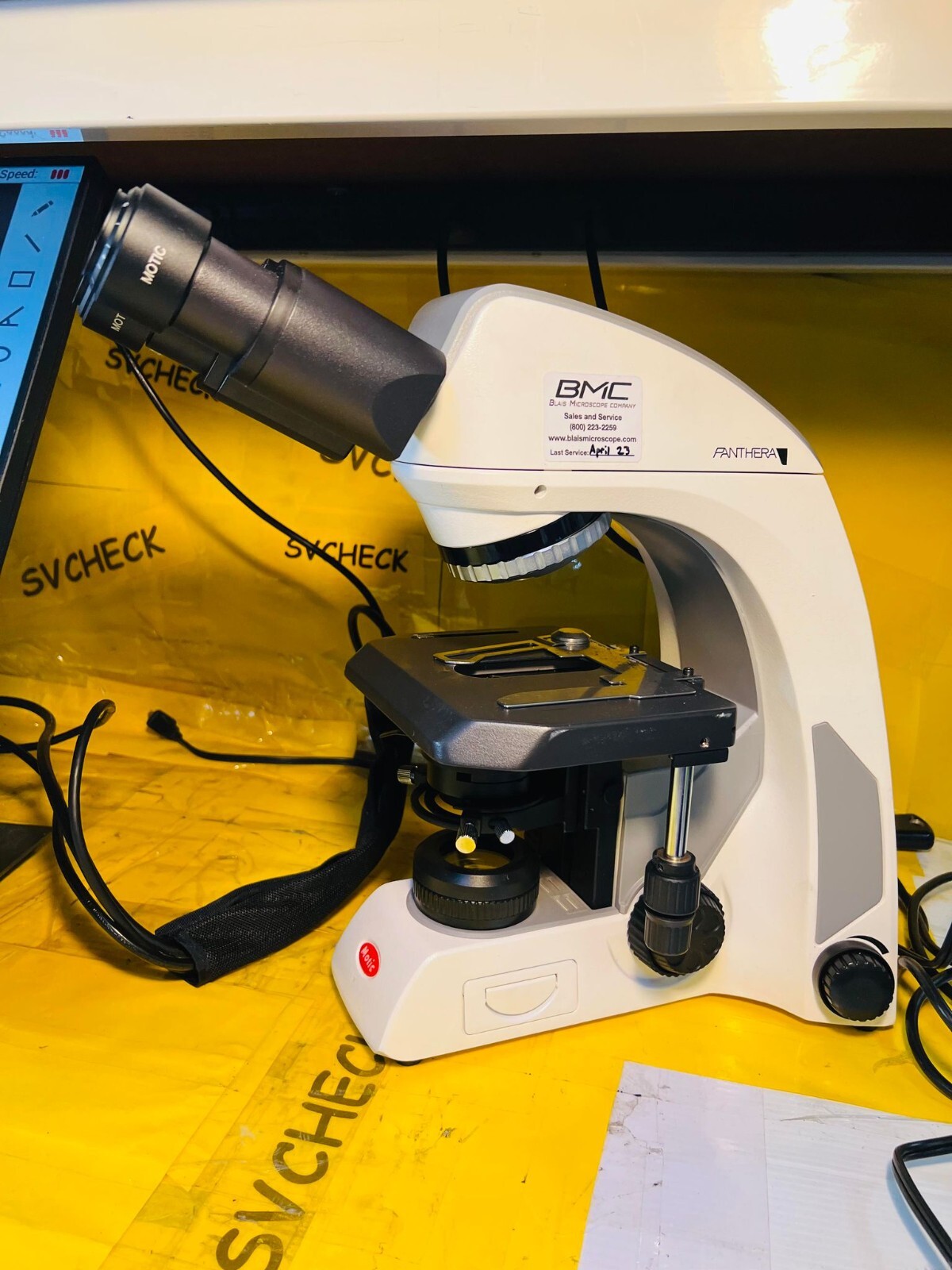 Motic Panthera L Microscope w Dell Touch Screen Monitor/Software